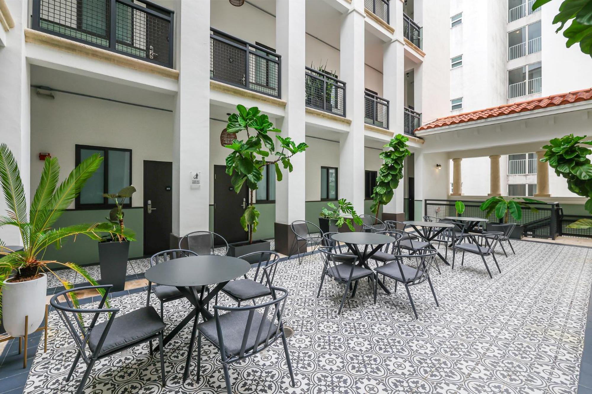 Apartment Roami At The Palace *